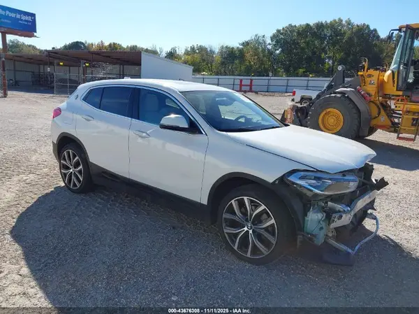 WBXYJ3C37JEJ89650 2018 BMW X2 - Image 1