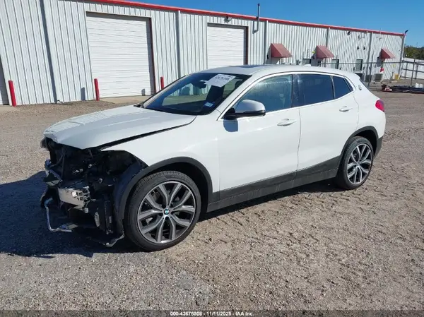 WBXYJ3C37JEJ89650 2018 BMW X2 - Image 2