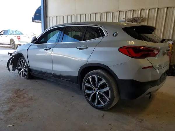 WBXYJ3C38JEB37625 2018 BMW X2 - Image 2