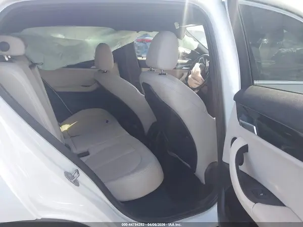 WBXYJ3C39JEJ83722 2018 BMW X2 - Image 8