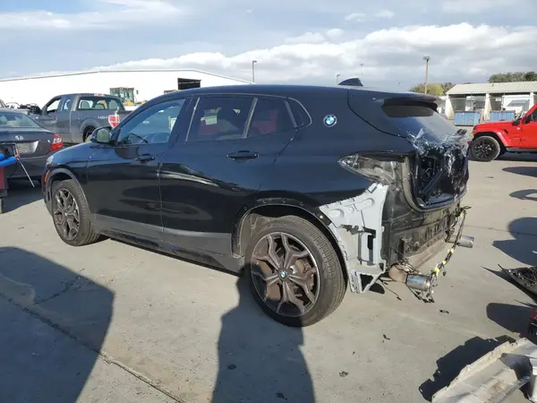 WBXYJ3C3XJEJ84829 2018 BMW X2 - Image 2