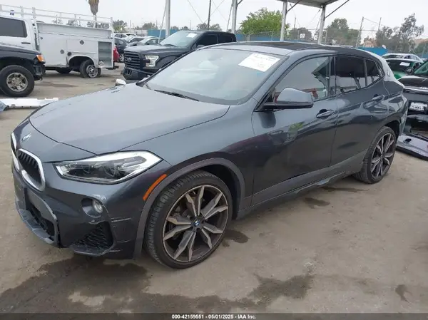 WBXYJ3C3XJEJ89898 2018 BMW X2 - Image 2