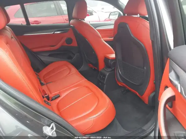 WBXYJ3C3XJEJ89898 2018 BMW X2 - Image 8