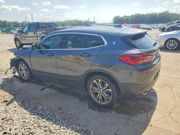 WBXYJ3C52K5N23585 2019 BMW X2 - Image 2