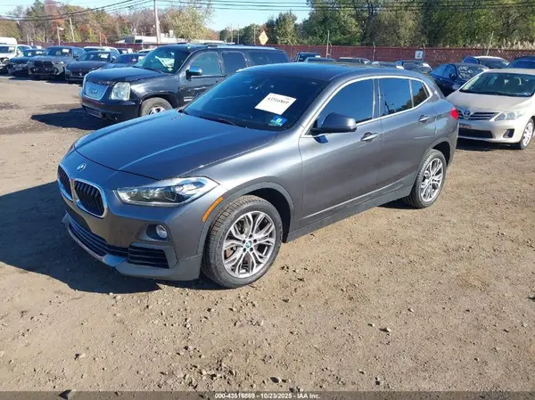 WBXYJ5C30JEF72893 2018 BMW X2 - Image 2