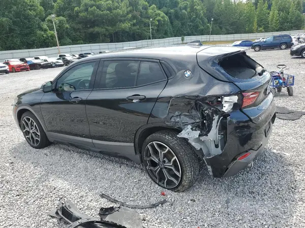 WBXYJ5C30JEF73123 2018 BMW X2 - Image 2
