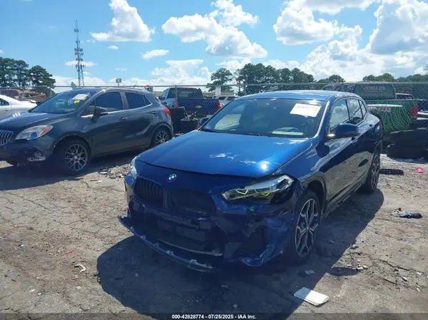 WBXYJ5C30JEF73185 2018 BMW X2 - Image 2