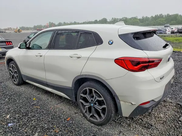 WBXYJ5C30JEF74997 2018 BMW X2 - Image 2
