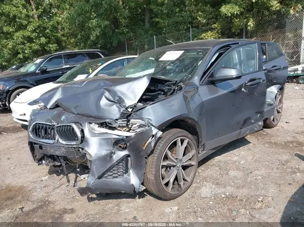 WBXYJ5C30JEF80704 2018 BMW X2 - Image 2