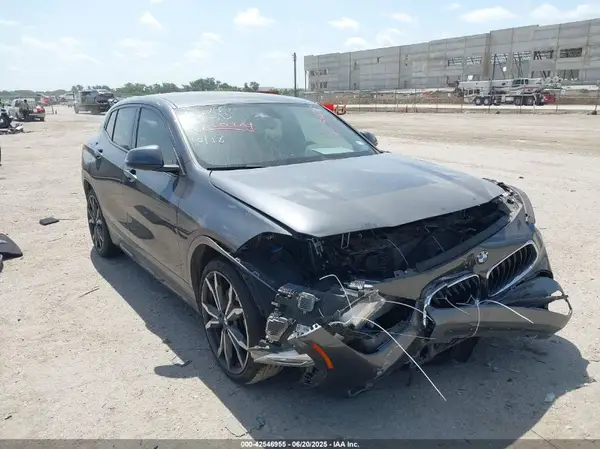 WBXYJ5C31JEF74247 2018 BMW X2 - Image 1