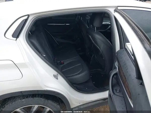 WBXYJ5C31JEF79044 2018 BMW X2 - Image 8