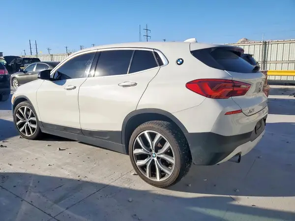 WBXYJ5C31JEF82252 2018 BMW X2 - Image 2