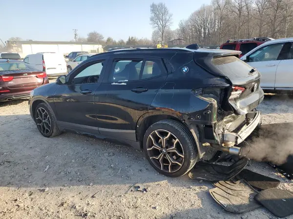 WBXYJ5C32JEF70207 2018 BMW X2 - Image 2