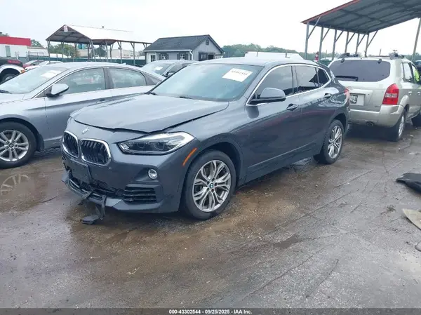 WBXYJ5C32JEF71499 2018 BMW X2 - Image 2