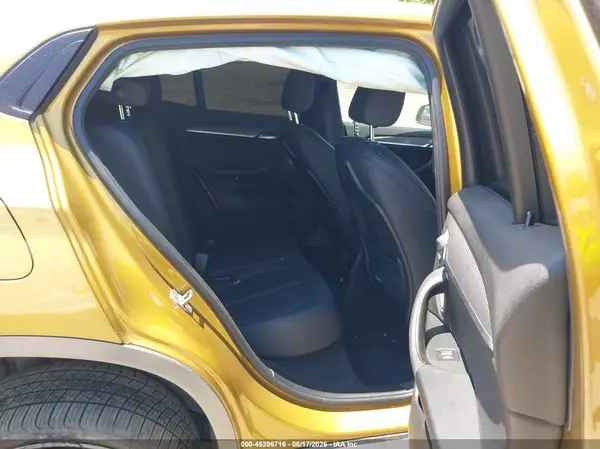 WBXYJ5C32JEF71986 2018 BMW X2 - Image 8