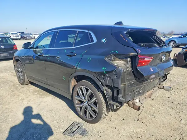 WBXYJ5C32JEF78940 2018 BMW X2 - Image 2