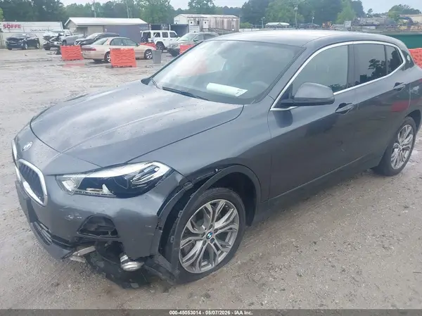 WBXYJ5C32JEF81739 2018 BMW X2 - Image 2
