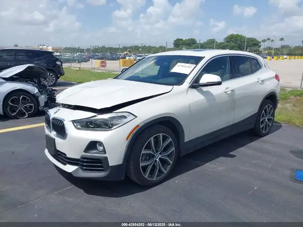 WBXYJ5C33JEF71205 2018 BMW X2 - Image 2