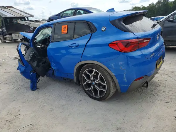 WBXYJ5C33JEF74704 2018 BMW X2 - Image 2