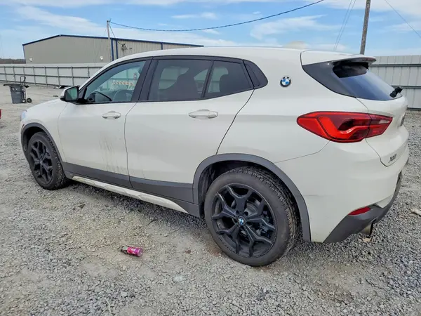 WBXYJ5C33JEF78526 2018 BMW X2 - Image 2