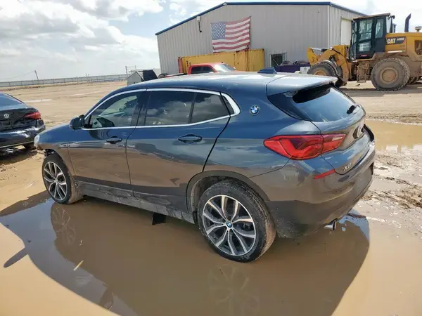 WBXYJ5C33JEF78686 2018 BMW X2 - Image 2