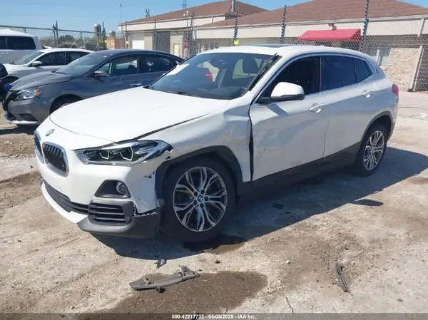 WBXYJ5C35JEF70167 2018 BMW X2 - Image 2