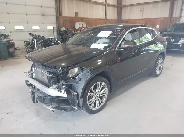 WBXYJ5C35JEF77376 2018 BMW X2 - Image 2