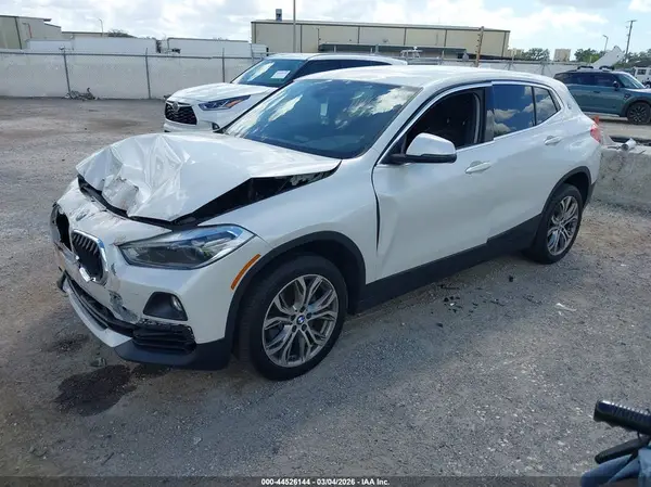 WBXYJ5C36JEF75362 2018 BMW X2 - Image 2