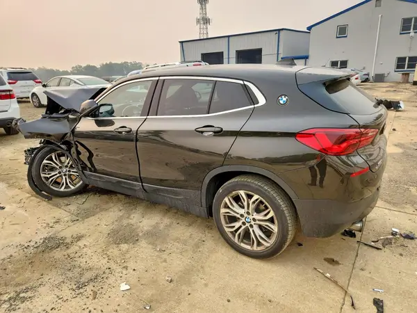 WBXYJ5C38JEB19184 2018 BMW X2 - Image 2