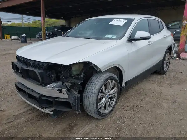 WBXYJ5C38JEF69269 2018 BMW X2 - Image 2
