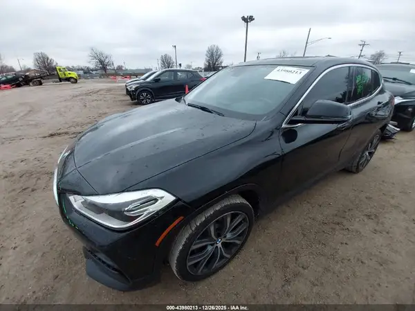 WBXYJ5C38JEF70485 2018 BMW X2 - Image 2