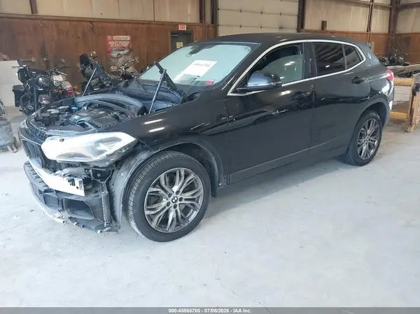 WBXYJ5C38JEF71426 2018 BMW X2 - Image 2