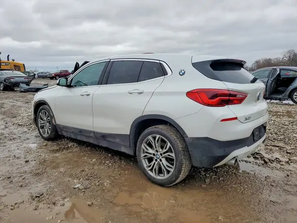 WBXYJ5C38JEF71863 2018 BMW X2 - Image 2