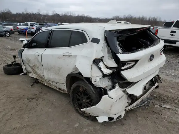WBXYJ5C38JEF73922 2018 BMW X2 - Image 2