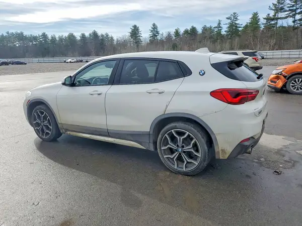 WBXYJ5C38JEF75198 2018 BMW X2 - Image 2