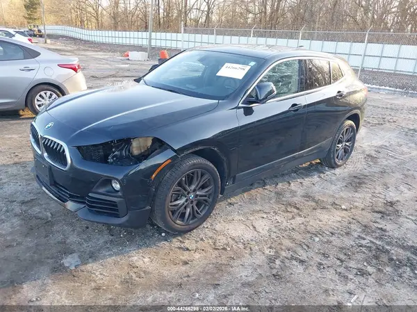 WBXYJ5C38JEF75962 2018 BMW X2 - Image 2