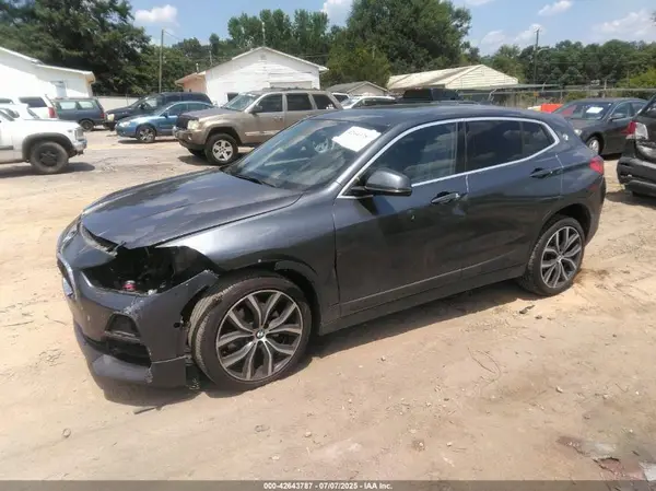 WBXYJ5C38JEF80000 2018 BMW X2 - Image 2