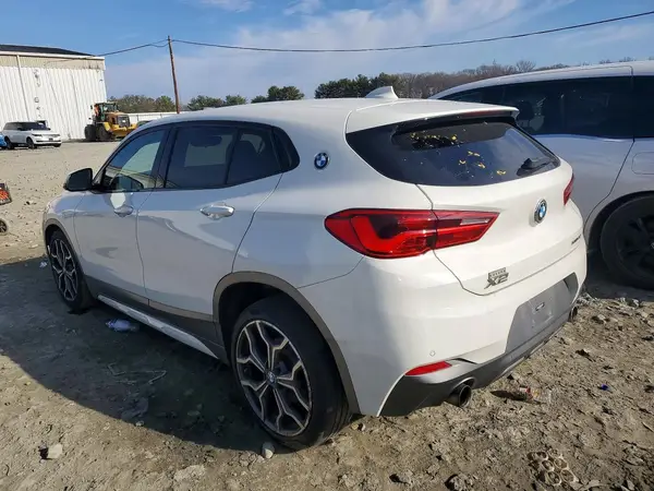 WBXYJ5C3XJEF73341 2018 BMW X2 - Image 2