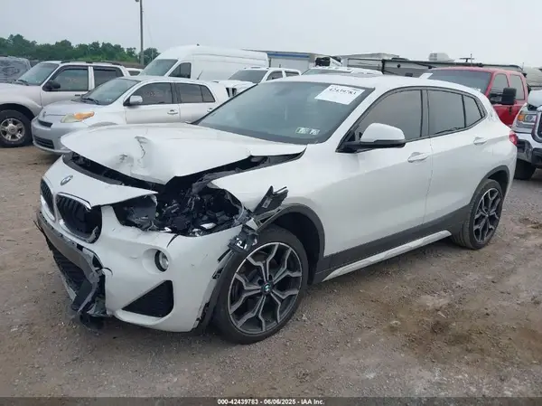 WBXYJ5C3XJEF76384 2018 BMW X2 - Image 2