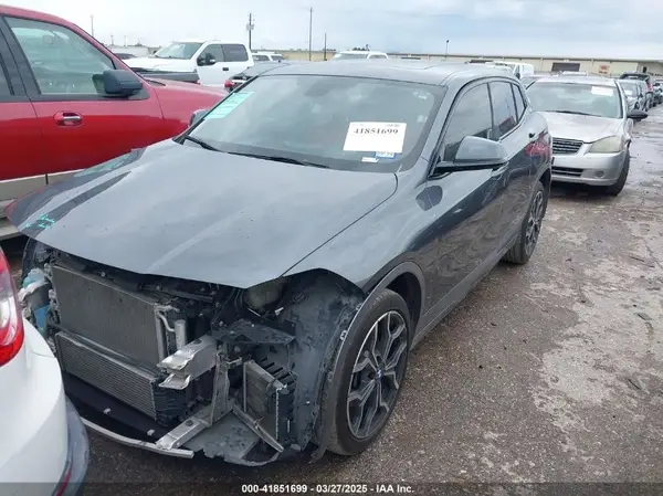 WBXYJ5C3XJEF77177 2018 BMW X2 - Image 2