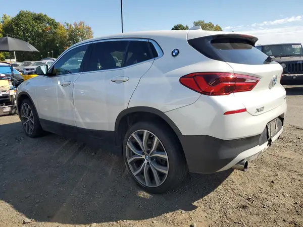 WBXYJ5C3XJEF77213 2018 BMW X2 - Image 2