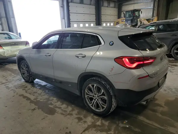 WBXYJ5C3XJEF77339 2018 BMW X2 - Image 2