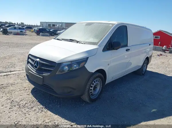 WD3BG2EA0G3169861 2016 MERCEDES-BENZ METRIS - Image 2