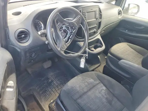WD3BG2EA0H3281271 2017 MERCEDES-BENZ METRIS - Image 8