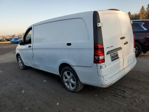 WD3BG2EA1G3097777 2016 MERCEDES-BENZ METRIS - Image 2