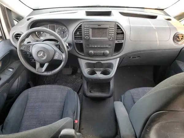 WD3BG2EA1G3097777 2016 MERCEDES-BENZ METRIS - Image 8