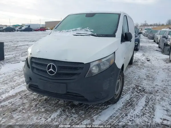 WD3BG2EA3H3257594 2017 MERCEDES-BENZ METRIS - Image 2