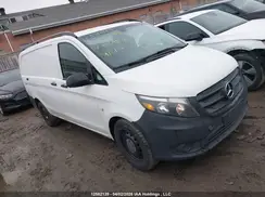 WD3BG2EA7H3271241 2017 MERCEDES-BENZ METRIS