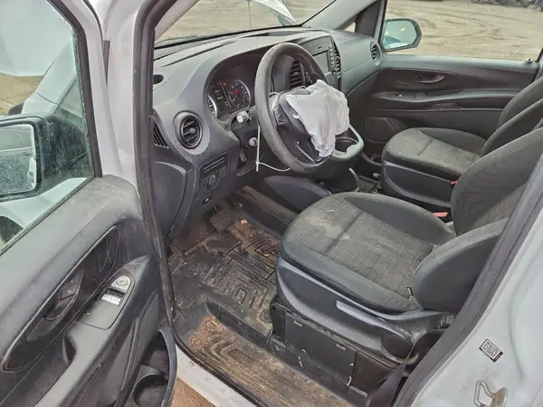 WD3BG3EA8K3561744 2019 MERCEDES-BENZ METRIS - Image 8