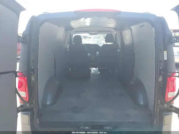 WD3PG2EA0J3364081 2018 MERCEDES-BENZ METRIS - Image 8
